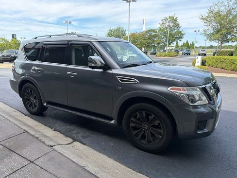 Used 2018 Nissan Armada Platinum w/ Captain Seat Package RWD image 2