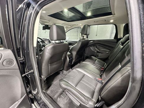 Used 2013 Ford Escape Titanium w/ Parking Technology Pkg FWD image 32