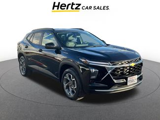 Used 2025 Chevrolet Trax LT w/ LT Convenience Package video 1