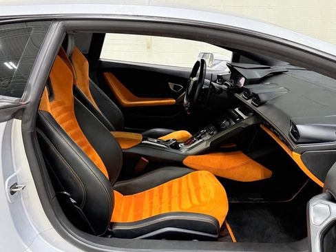 Used 2017 Lamborghini Huracan LP 580-2 RWD image 46
