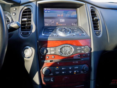 Used 2017 INFINITI QX50 Sport Utility 4D w/ Premium Package image 29