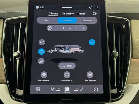 Certified 2026 Volvo XC90 B6 Core image 16