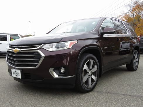 Used 2019 Chevrolet Traverse LT w/ LT Premium Package image 1