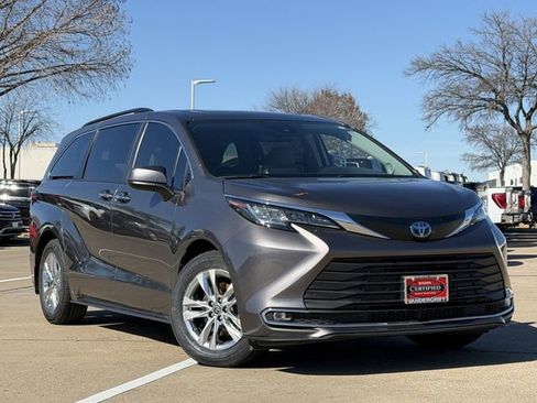 Certified 2023 Toyota Sienna XLE w/ XLE Plus Package image 2