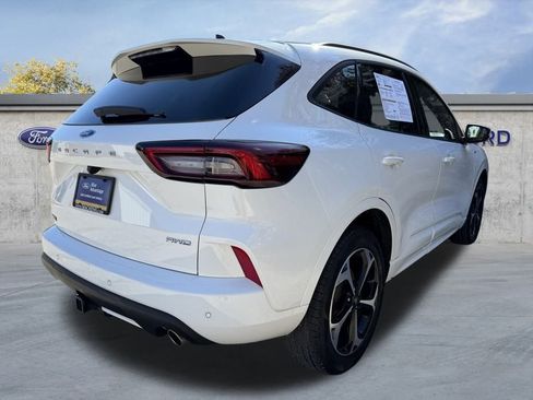 Certified 2023 Ford Escape ST-Line Select w/ Tech Pack #2 image 6