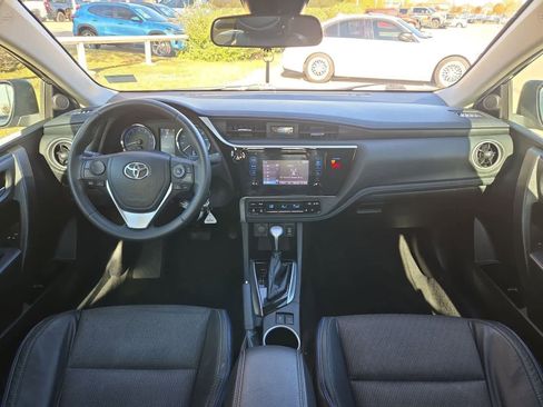 Used 2019 Toyota Corolla L image 14