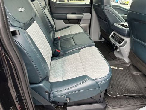 Used 2022 Ford F150 Limited image 11