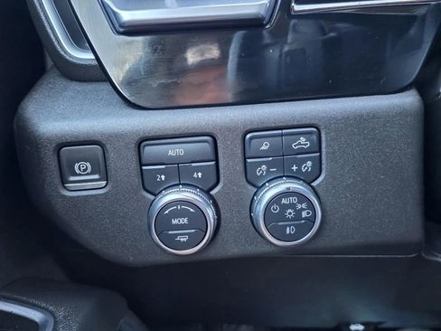 Used 2022 GMC Sierra 1500 SLT image 23