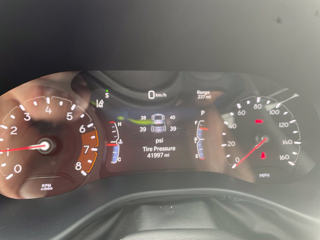 Used 2025 Jeep Compass Limited AWD/4WD image 24