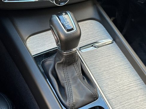 Used 2020 Volvo XC60 T6 Inscription image 24