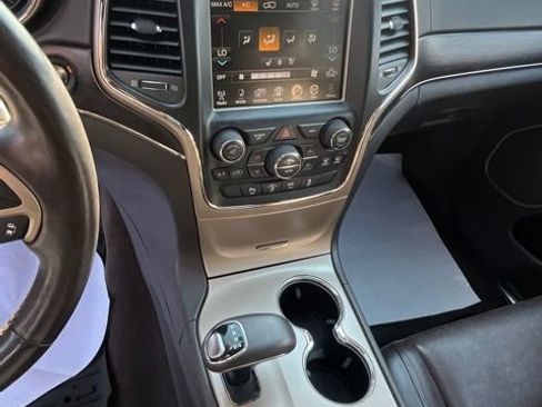 Used 2014 Jeep Grand Cherokee Summit AWD/4WD image 16