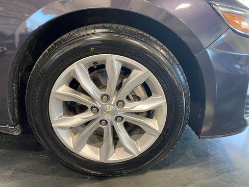 Used 2023 Chevrolet Malibu LT image 9