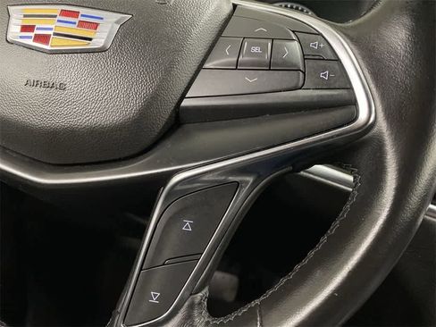 Used 2020 Cadillac XT5 Luxury image 23