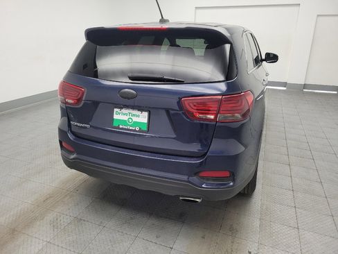 Used 2019 Kia Sorento FWD V6 image 7