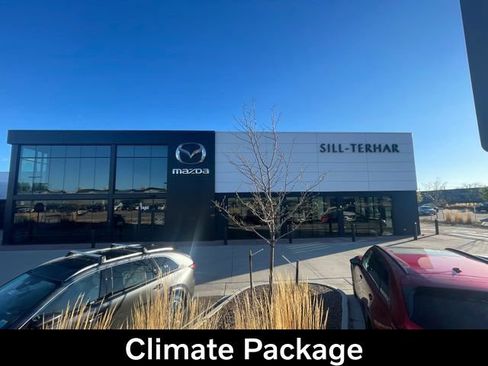 Certified 2025 Volvo XC60 B5 Plus w/ Climate Package AWD/4WD image 2