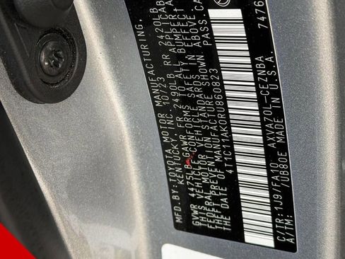 Used 2024 Toyota Camry LE FWD image 31