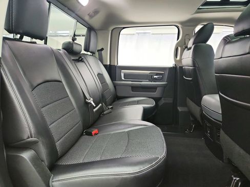 Used 2019 RAM 1500 Classic Warlock AWD/4WD image 27