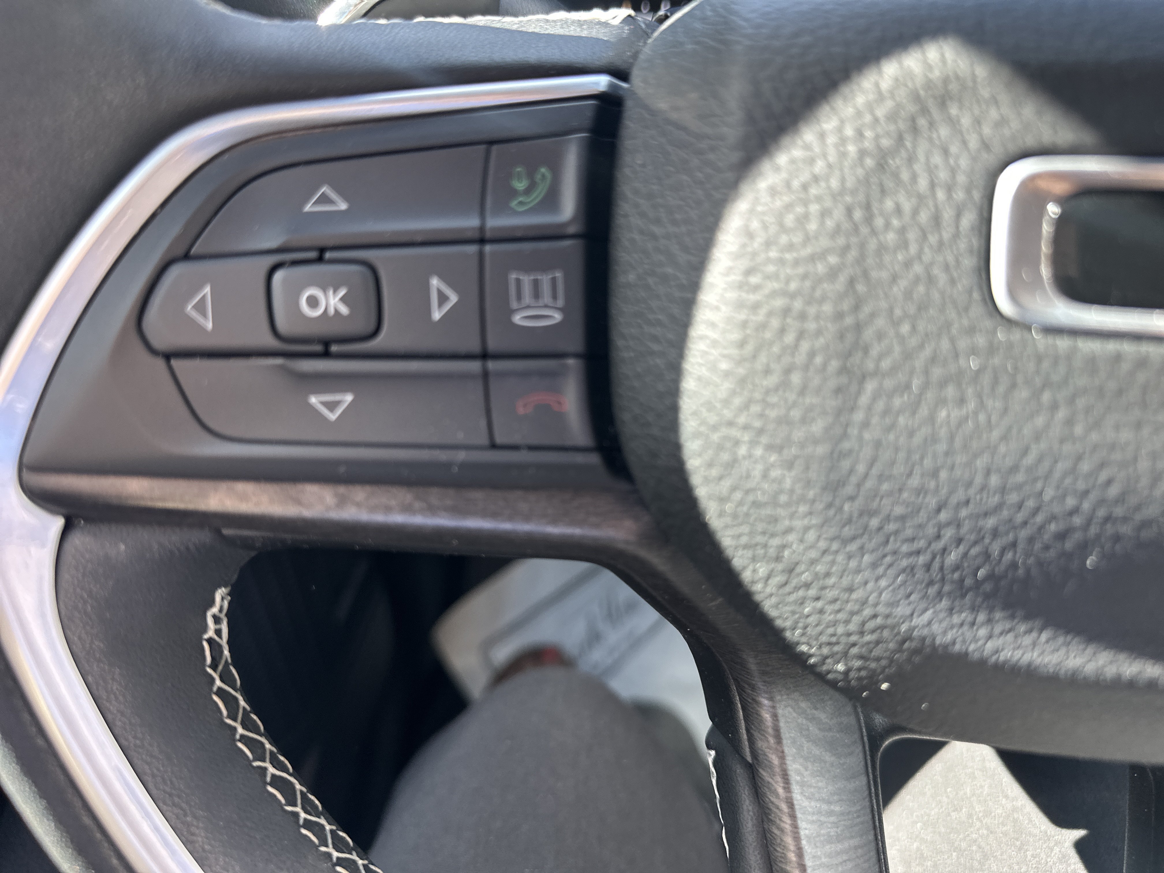 Used 2024 Jeep Grand Cherokee Limited 4xe AWD/4WD image 18