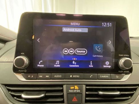 Used 2024 Nissan Altima 2.5 SR image 14