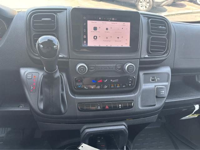 Used 2025 RAM ProMaster 2500 w/ U-Haul Equipment Group FWD image 22