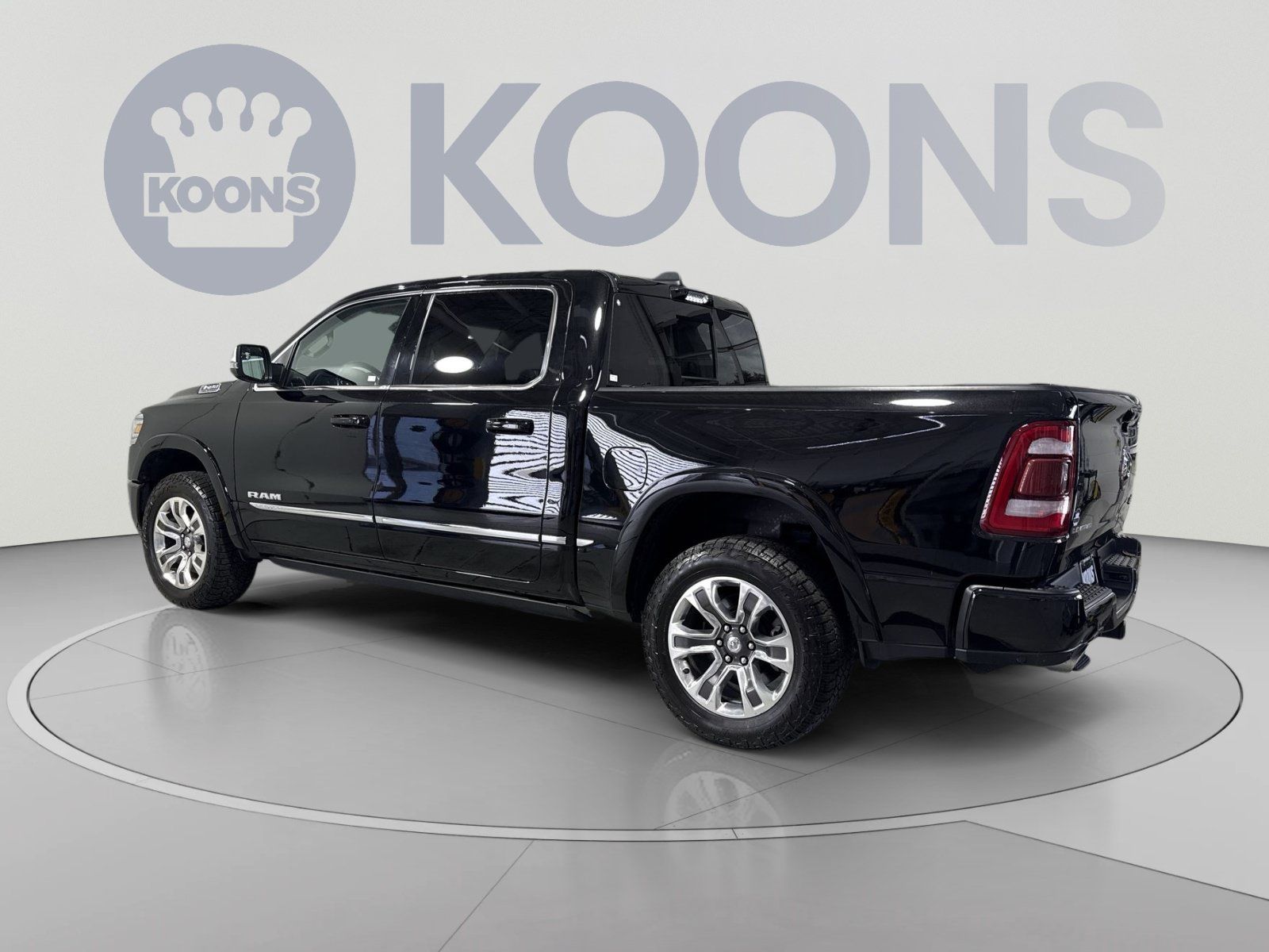 Used 2023 RAM 1500 Limited AWD/4WD image 8