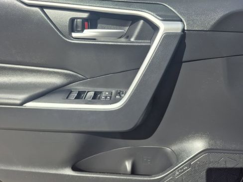 Used 2024 Toyota RAV4 XLE Premium image 7