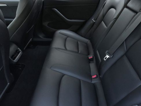 Used 2022 Tesla Model 3 Performance AWD/4WD image 35