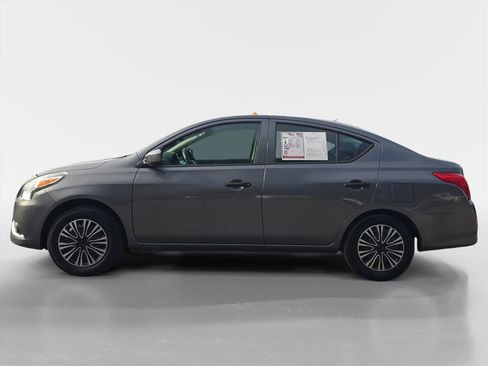Used 2017 Nissan Versa S image 2
