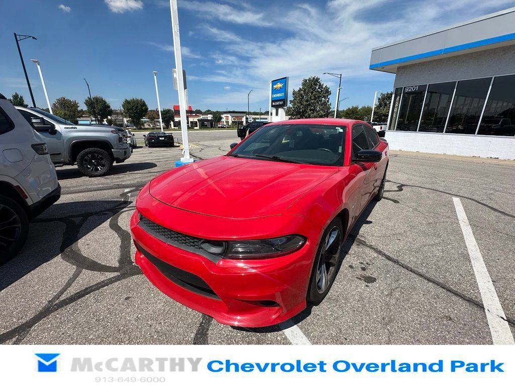 Used 2017 Dodge Charger R/T RWD image 3