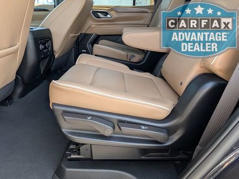 Used 2024 Chevrolet Tahoe Premier AWD/4WD image 21