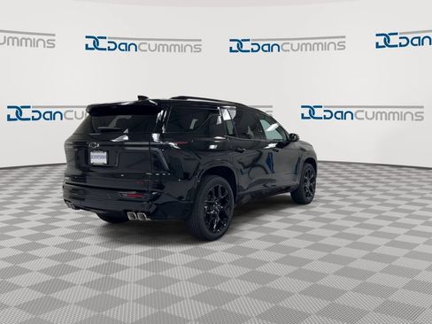 New 2026 Chevrolet Traverse RS w/ LPO, Floor Liner Package AWD/4WD image 8