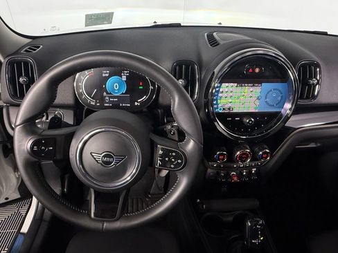 Used 2024 MINI Cooper Countryman S w/ Premium Package FWD image 13