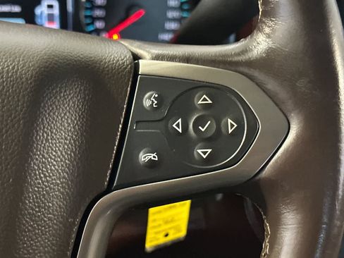 Used 2015 Chevrolet Silverado 1500 High Country w/ High Country Premium Package AWD/4WD image 26