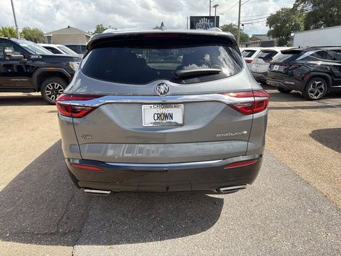Used 2019 Buick Enclave Essence FWD image 8