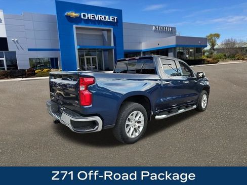 Used 2021 Chevrolet Silverado 1500 LTZ w/ LTZ Premium Package AWD/4WD image 7