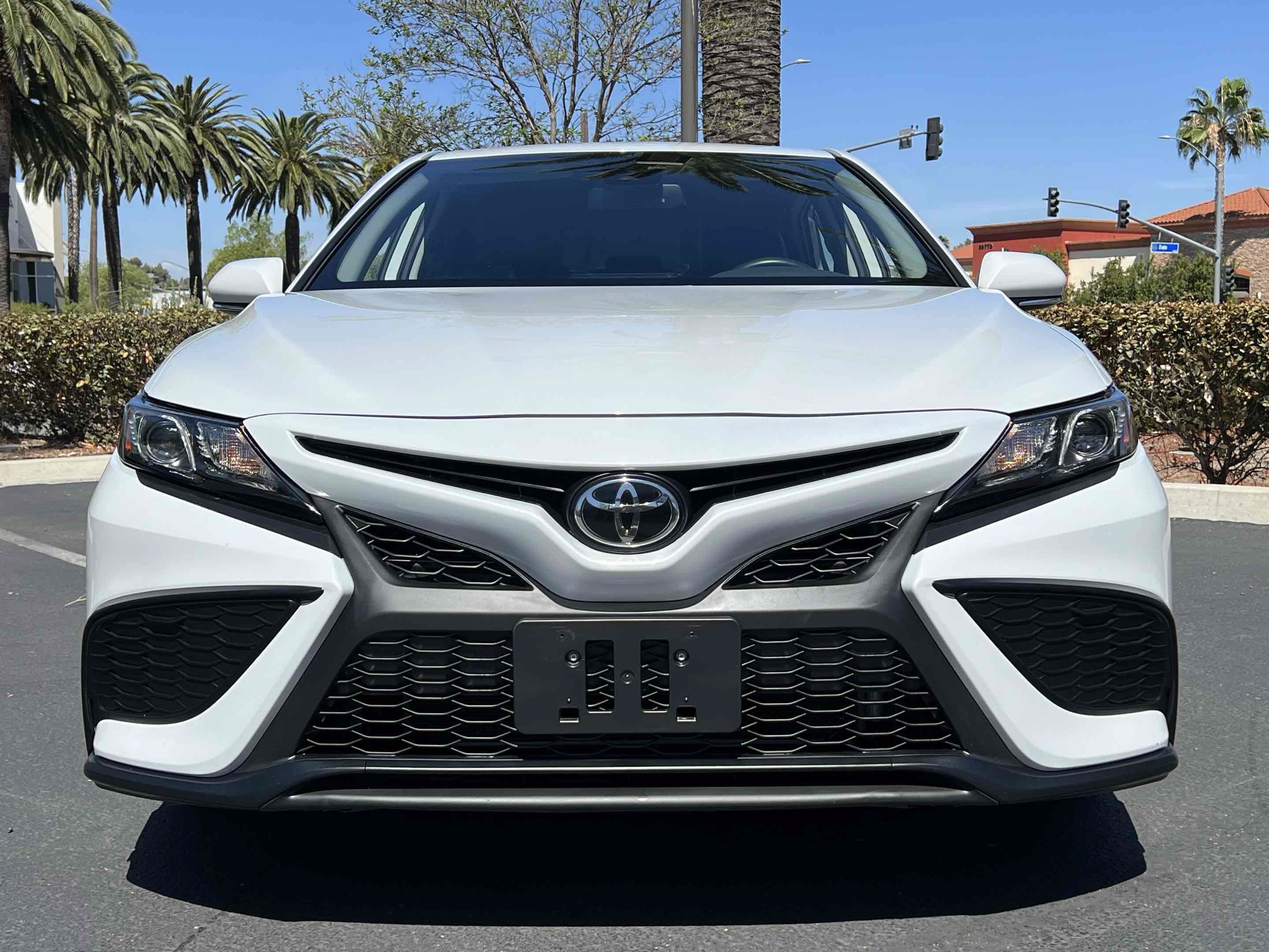 Used 2023 Toyota Camry SE w/ Convenience Package FWD image 22