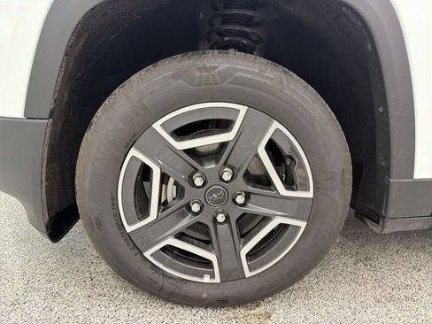 New 2026 Jeep Cherokee Limited image 11