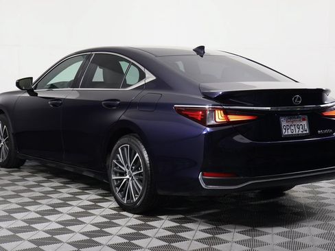 Certified 2025 Lexus ES 300h w/ Premium Package FWD image 6