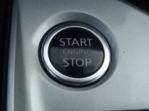 Used 2025 Nissan Altima 2.5 SV FWD image 27