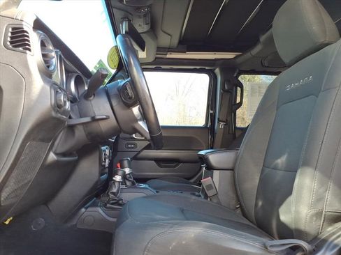 Used 2020 Jeep Wrangler Unlimited Sahara AWD/4WD image 2