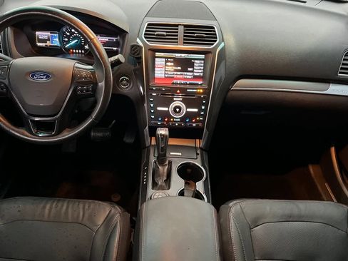 Used 2016 Ford Explorer Sport w/ Equipment Group 401A image 4
