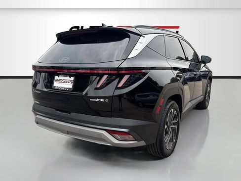 Used 2026 Hyundai Tucson Limited AWD/4WD image 7