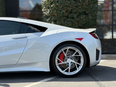 Used 2019 Acura NSX image 11