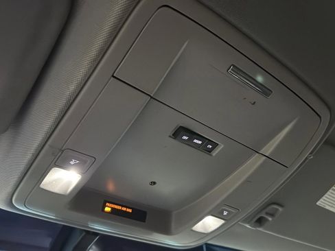 Used 2016 Chevrolet Silverado 1500 LT image 20