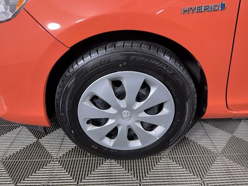 Used 2014 Toyota Prius C One image 23