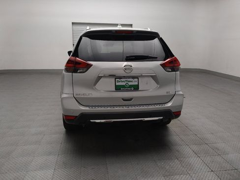 Used 2020 Nissan Rogue SL w/ Premium Package FWD image 6