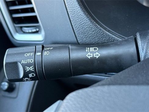 Used 2024 Nissan Frontier SV w/ SV Convenience Package image 38