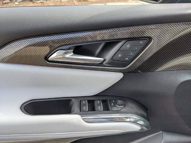 Used 2025 Chevrolet Traverse High Country FWD image 13