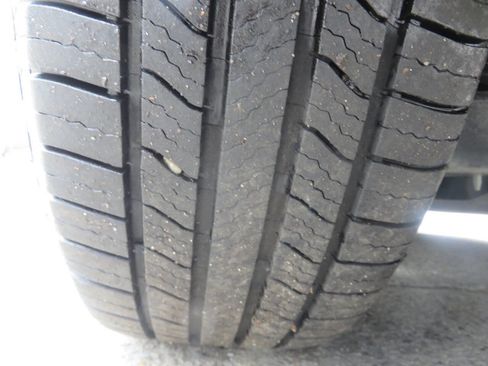 Used 2018 Chrysler Pacifica Limited w/ Advanced Safetytec Group FWD image 39