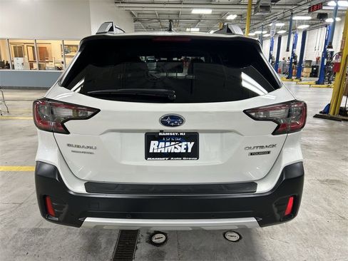 Certified 2020 Subaru Outback Touring image 26